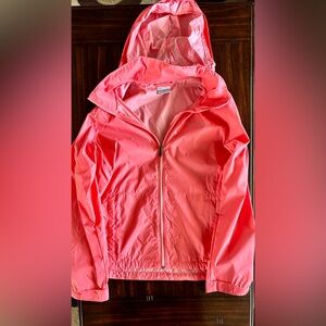 Women’s L Columbia Coral Hooded Windbreaker Zip Up Jacket ( Worn Once )
